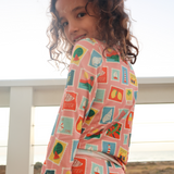 Carte postale d'un ensemble de pyjamas pour enfants